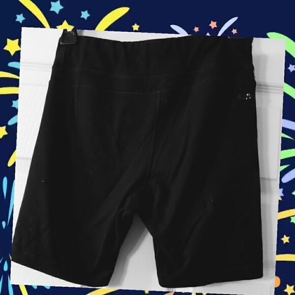 Women's Workout Shorts by Danskin Size 0-2, GUC - Picture 3 of 6